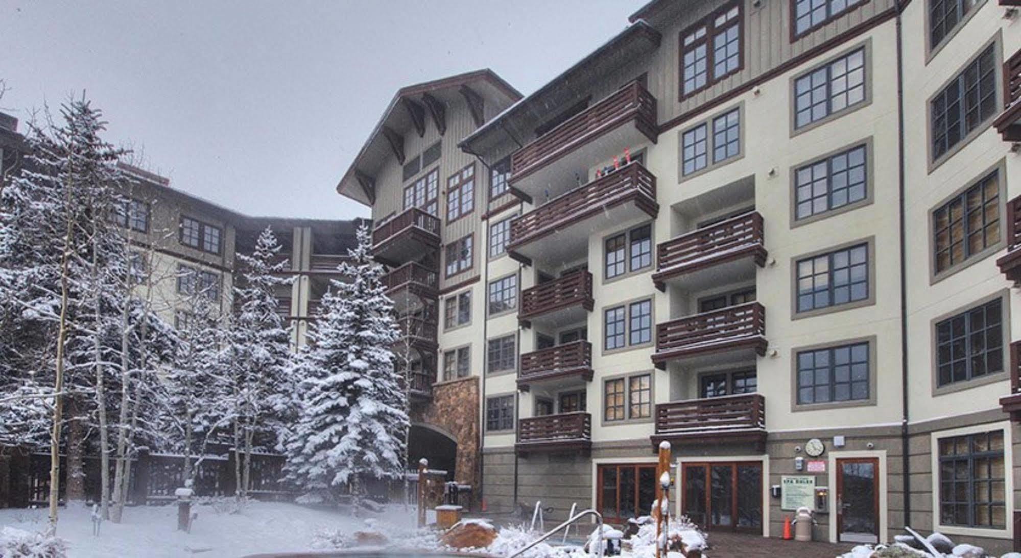 Village Square At Center Village By Copper Mountain Lodging Экстерьер фото